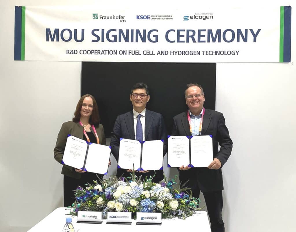 From left to right: Hanna Granö-Fabritius, Chief Commercialization Officer of Elcogen Group. Dr. Sung-Joon Kim, Chief Technical Officer at KSOE. Prof. Alexander Michaelis, Director of Fraunhofer IKTS
