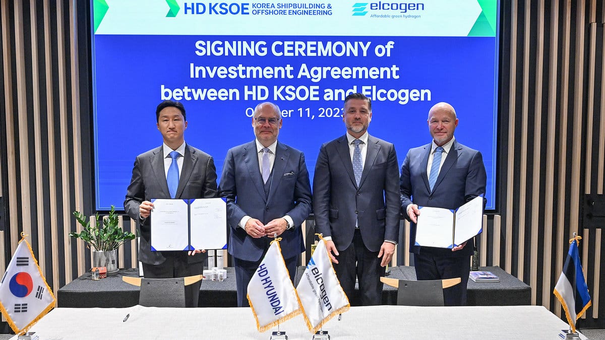 Kisun Chung, President and CEO at HD Hyundai. H.E. Alar Karis, President of Republic of Estonia, H.E. Sten Schwede, Ambassador of Estonia to South Korea, Enn Õunpuu, CEO of Elcogen