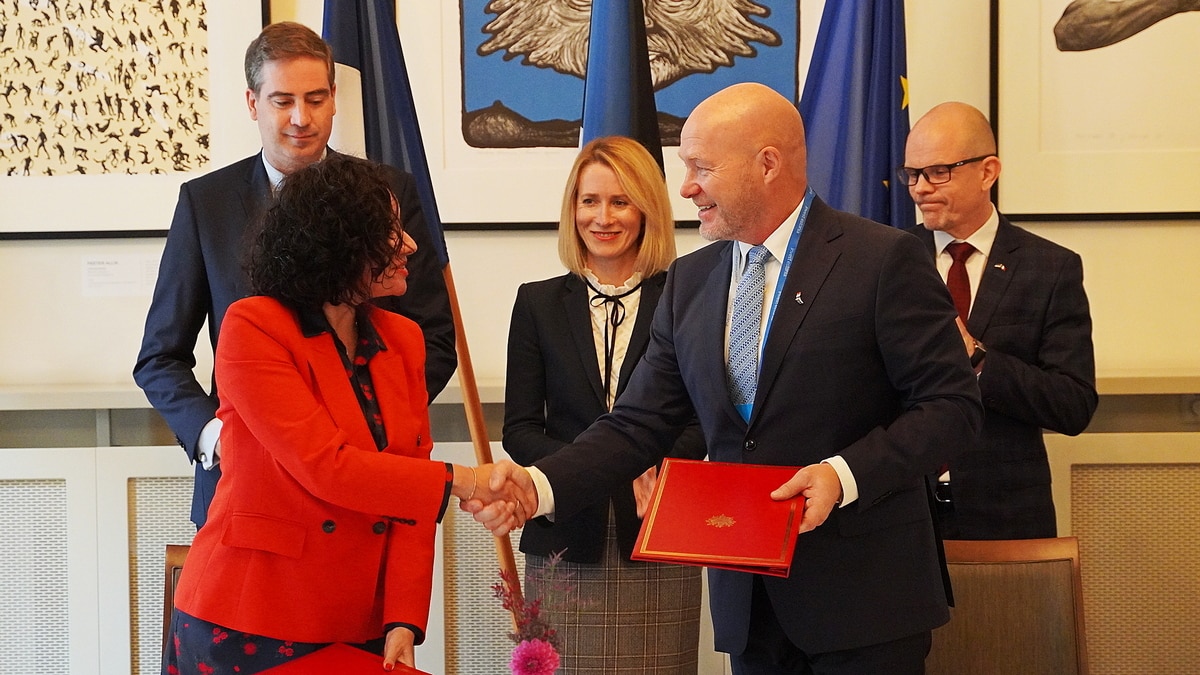 Olivier Becht, Minister for Foreign Trade, Attractiveness and French Nationals Abroad, Kaja Kallas, Prime minister of Estonia, Tiit Riisalo, Minister of Economic Affairs and Information Technology